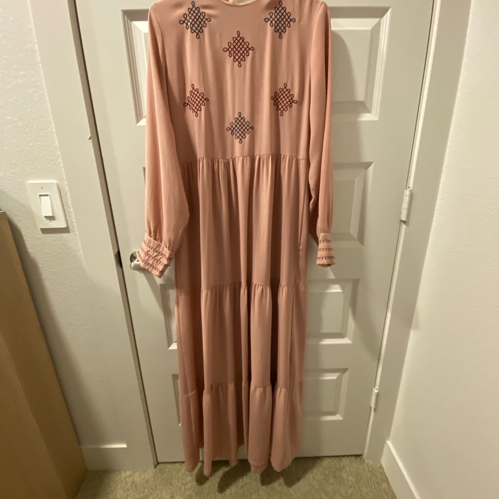 Elegant Pink Maxi Dress
